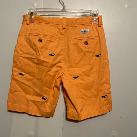 Boys vineyard vines shorts size 12 - Picture 2 of 3